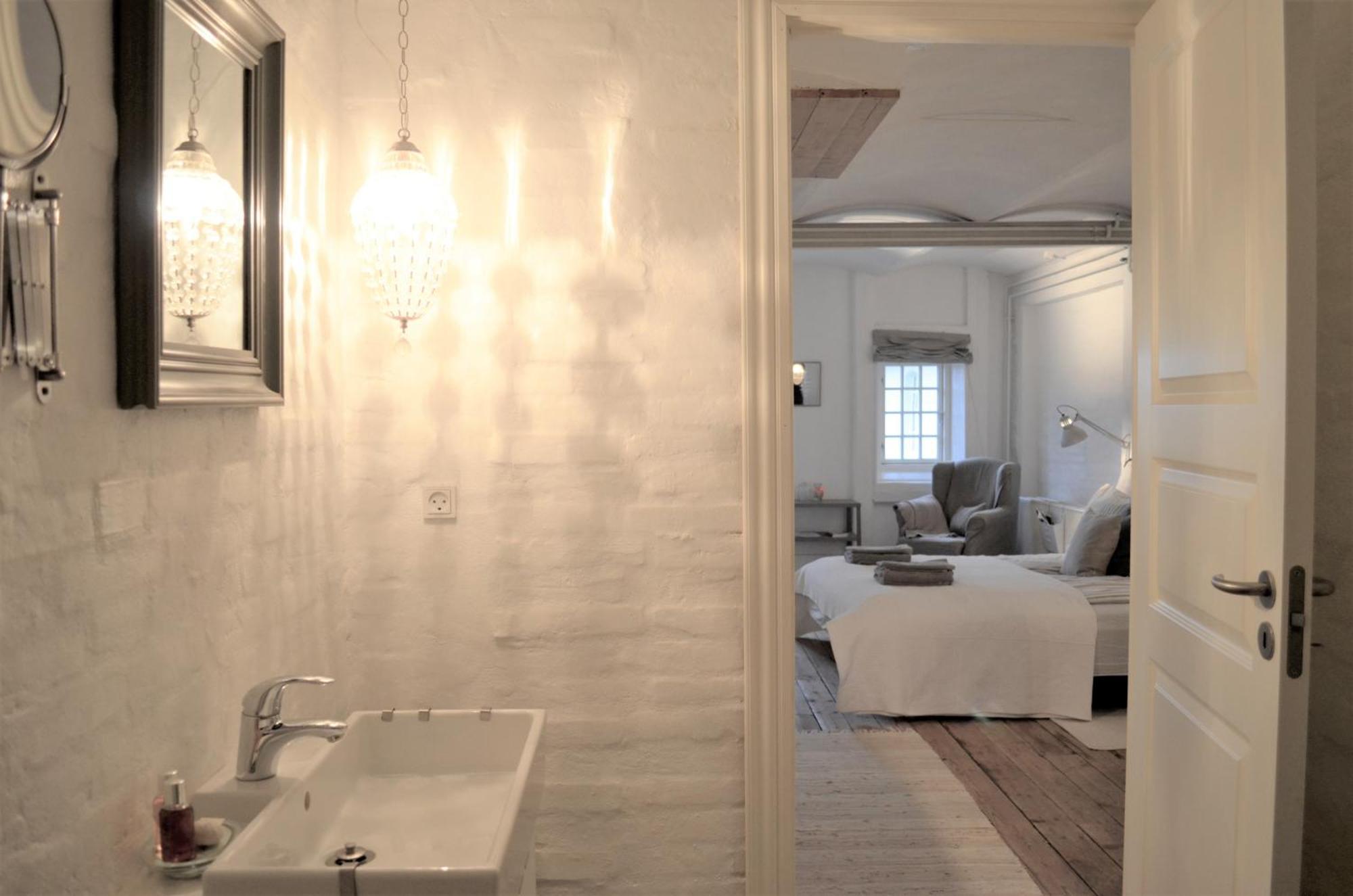 أودنسه Store Ejlstrup Bed & Breakfast المظهر الخارجي الصورة